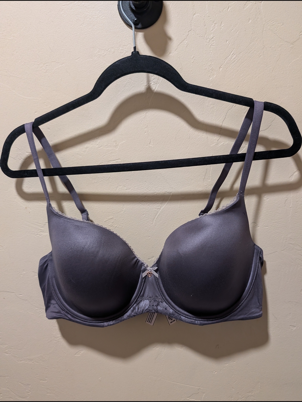 EUC Body By Victoria's Secret Lined Demi Push Up Bra in Charcoal Gray W/Lace 38D